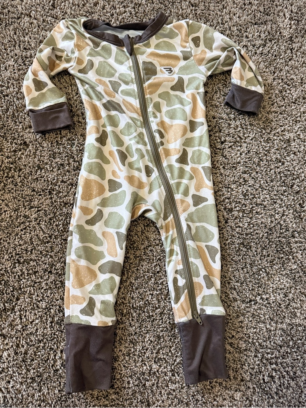 Burlebo camo  3-6 months zip onesie